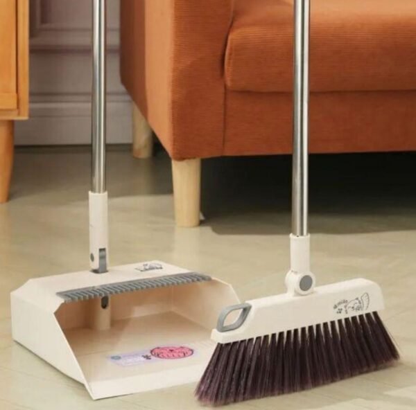 ESCOBA CON RECOGEDOR PLEGABLE